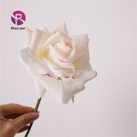 Fleurs artificielles en soie de haute qualité, roses à tige courte réalistes au toucher naturel, hydratantes, têtes de fleurs en gros, longue durée