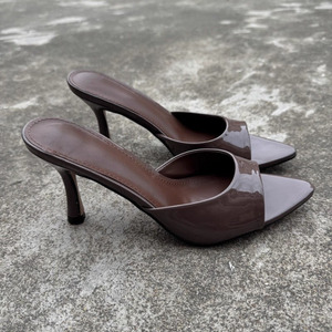 All'ingrosso donna moda estiva <span class=keywords><strong>sandali</strong></span> tacchi alti nuovi <span class=keywords><strong>a</strong></span> punta Stiletto nero pantofole in pelle verniciata - Product Image 3