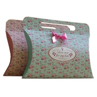 Boîte cadeau en papier avec poignée pour emballage de perruque d'extension de cheveux avec logo personnalisé en gros, trou de suspension, écharpe