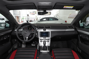 <span class=keywords><strong>Voiture</strong></span> d'occasion 2018 FAW pour <span class=keywords><strong>Volkswagen</strong></span> CC 1.8TSI Édition Luxe Premium, berline coupé de taille moyenne, 4 portes, 5 places - Product Image 3
