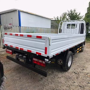 Model baru Dongfeng Captain E series Isuzu mesin 5 <span class=keywords><strong>ton</strong></span> 4X2 kargo ringan truk - Product Image 4