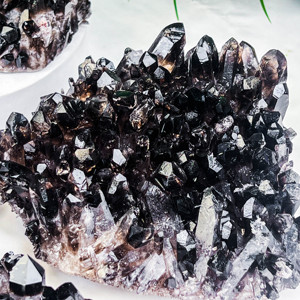 แผงคริสตัลอัญมณีหินบำบัดแบบสโมคกี้คลัสเตอร์สำหรับเป็นของขวัญและของตกแต่งมาใหม่ข้อเสนอพิเศษ - Product Image 4