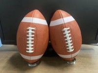Ballon de football américain OEM résistant à l'abrasion, housse durable, fabrication sur mesure, vente en gros pour les écoles et les programmes jeunesse, commande en gros