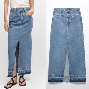 Jupes longues en jean pour femmes, coupe décontractée, bleu délavé, ourlet vieilli, fente avant, qualité supérieure, personnalisables, vente en gros - Product Image 1