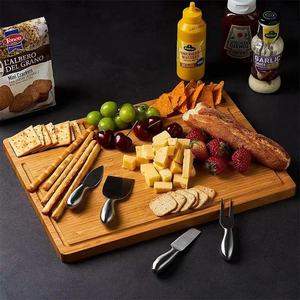 Planche à découper minimaliste en bois de style occidental, planche à découper rectangulaire, planche à découper pour fruits et fromages, en bambou et en bois - Product Image 1