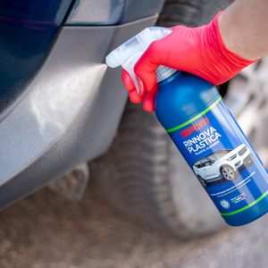 SIPOM RINNOVA PASTICA Lucidante Protettivo per Plastica Auto 500ml Interni ed Esterni Protezione UV Anti-Polvere Uso Domestico - Product Image 3