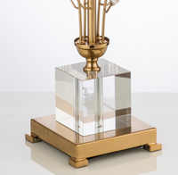 Lampe de table en cristal transparent en métal de luxe en gros d'usine Forme de branche d'arbre Fleur Hôtel Restaurant Chambre à coucher Décoration de la maison Lampe de bureau