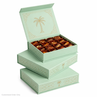 Boîte à dattes magnétique de luxe avec gaufrage, doublure en éponge, emballage personnalisé pour aliments sucrés arabes, boîte cadeau en carton rigide pour le Ramadan