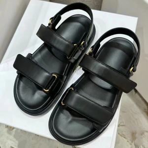 Chaussures élégantes pour hommes en cuir véritable de luxe, sandales décontractées de haute qualité pour femmes, sandales plates antidérapantes pour l'extérieur - Product Image 1