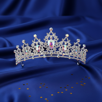 Vintage Smaragd Mehrfarbige Strass-Legierung Krone mit Goldblatt-Design Moderne Prinzessinnen-Tiara für Damen Hochzeit Geburtstag Party Haarschmuck