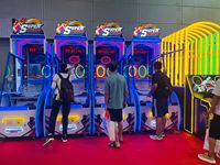 Machine de jeu d'arcade de football américain pour enfants, fonctionnant avec un accepteur de pièces, avec matériau acrylique pour les centres de jeux