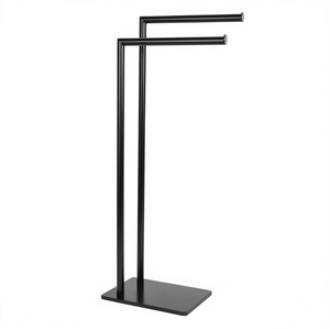 Toallero de pie Mod Zero Metaform negro 18 x 78 x 33 cm - Product Image 3