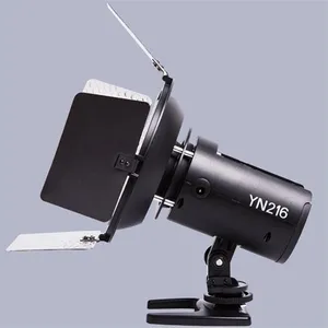 Yongnuo YN-216 YN216 3200K-5600K LEDスタジオビデオライト写真とキヤノンソニーカムコーダーDSLRの4つのカラーチャート