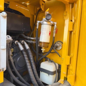 Escavatore Komatsu PC138US Usato da 13 Tonnellate |   Escavatore Cingolato Idraulico Originale Giapponese a Coda Corta |   Escavatore Komatsu Usato - Product Image 5