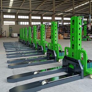 Volledig elektrische zelfheffende stapelwagen 1000kg 1 ton capaciteit 1300mm 1500mm hefhoogte voor het laden en lossen van goederen - Product Image 2