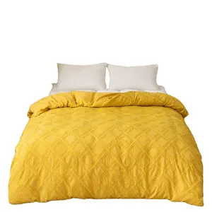热销裁剪图案优雅黄色柔软涤纶被褥套装床罩