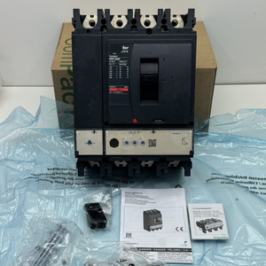 Pemutus Sirkuit Listrik LV432877 Kompak NSX630A 4P4D MICROLOGIC 2.3 Pengontrol Pemrograman Otomasi Industri - Product Image 1