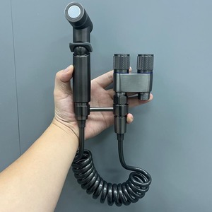 Rociador de bidé higiénico al por mayor con doble salida y accesorios de montaje en pared - Product Image 5