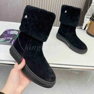 Bottes de neige pour femmes de marque, chaussures plates décontractées, fourrure douce, bottes d'hiver chaudes en peau de mouton, bottes à la cheville antidérapantes en laine pelucheuse - Product Image 3