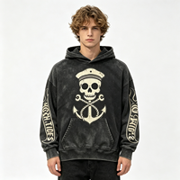 Sweat-shirt à capuche épais High Tides, noir, avec imprimé graphique Crâne et Ancre, effet délavé à l'acide, effet pulvérisé et vieilli, style streetwear