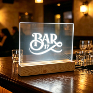 Enseigne de bar en acrylique LED, boîte lumineuse de table en acrylique <span class=keywords><strong>éclairé</strong></span>e, enseigne de logo de marque en <span class=keywords><strong>plexiglas</strong></span> avec base en bois pour bars - Product Image 1