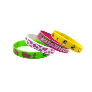 สายรัดข้อมือซิลิโคนหลากสี  พร้อมโลโก้ส่วนตัว  ของขวัญส่งเสริมการขายสำหรับเด็ก  สำหรับงานรวมตัว - Product Image 3