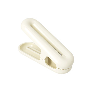 Windproof Residue Free Plastic Clothes Drying Clips Rectangle PP Eco Friendly For Towel Sock Clothing Sealing - Product Image 2