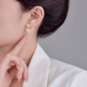 Women's Trendy Geometric Copper Zircon Stud Earrings 18K Gold Plated <b>Light</b> Luxury High-End Style Gift <b>Accessories</b> - Product Image 4