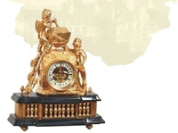 Horloge de cheminée et de marbre à mécanisme 10 jours, en laiton antique moulé, avec figurines de grappe et de chérubin, alimentée par piles