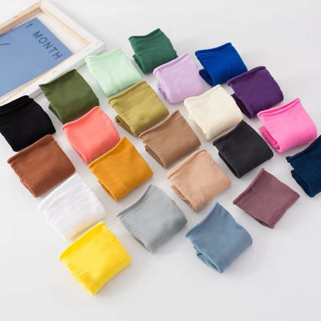 Ice-white socks [mixed color matching]
