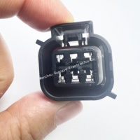 DJ7068A-2.2-21 Adaptateur de phare automobile 6 broches MG643866-5 Faisceau de câblage étanche IP67 Prise en nylon ABS 10A