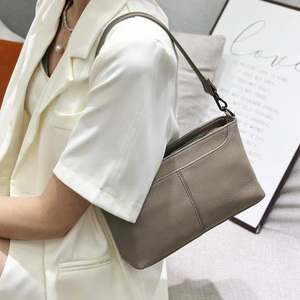 Sac à main de luxe en cuir véritable pour femme, sac à bandoulière noir à chaîne, fabrication chinoise, vente en gros - Product Image 1