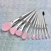 DailyQueen – Ensemble de 14 pinceaux de maquillage professionnels de luxe avec strass, application fluide, poils denses en nylon pour anticernes