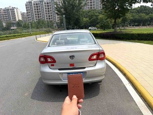 Volkswagen <span class=keywords><strong>Bora</strong></span> 1.6 Luxe Automatique 2012, Berline d'occasion, Conforme aux normes chinoises IV, Essence, État Premium, Résistante à l'usure, Durable - Product Image 5