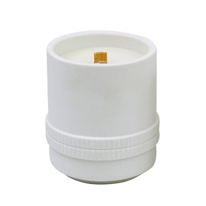 Velas Aromáticas Personalizadas en Cilindro, Diseño Minimalista para el Día de San Valentín, Regalo de Aromaterapia con Fragancia Duradera - Product Image 3