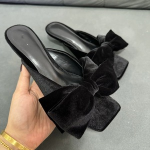 New Style Women's Black Bow-Embellished Square-Toe Open-Toe <b>Low</b>-<b>Heel</b> <b>Stiletto</b> Slide Sandals for Outdoor Wear - Product Image 6
