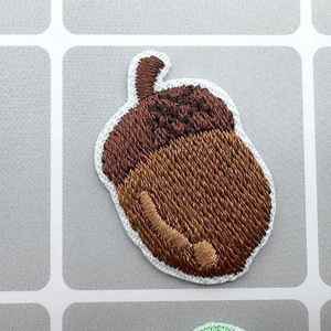 Parche Adhesivo Miniatura con Diseño de Hongo, Castaño, Trébol de Cuatro Hojas y Hoja de Arce para Decoración de Ropa, Zapatos y Sombreros - Product Image 2