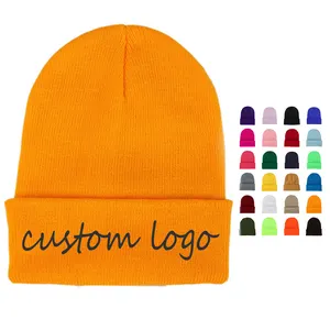 100% Label Logo Kustom Kosong Akrilik Topi Beanie Polos Bermanset Trawler Rajutan Beanie Bordir Topi Bergaris Topi Musim Dingin