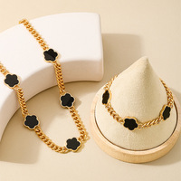 Haut de gamme en alliage plaqué or femmes rétro luxe fleur pendentif collier Bracelet ensemble pour mariages anniversaires fiançailles