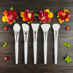Pinceau plat professionnel en <span class=keywords><strong>silicone</strong></span> blanc pour l'application <span class=keywords><strong>de</strong></span> <span class=keywords><strong>fond</strong></span> <span class=keywords><strong>de</strong></span> <span class=keywords><strong>teint</strong></span>, crème et boue cosmétique – Outil <span class=keywords><strong>de</strong></span> beauté DIY pour soins <span class=keywords><strong>de</strong></span> la peau - Product Image 3