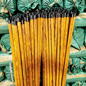 Escobas/Mangos de Escoba de PVC de Alta Calidad con Recubrimiento de Madera, Portátiles para Uso Doméstico, Hechas en Vietnam, al Mejor Precio - Product Image 1