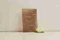 Vidrio Decorativo KARATACHI con Patrón de Bronce para Paredes de Cortina, Ideal para Baños, Cocinas y Dormitorios - Seguro y Personalizable