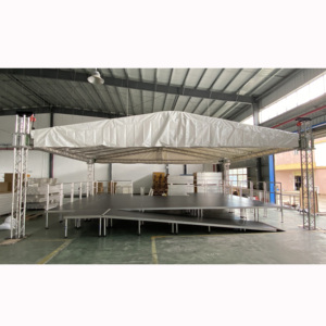 Scène intérieure en aluminium 4x4 pieds, hauteur réglable, avec éclairage pour groupe - Product Image 1