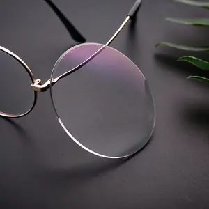 1.56 1.60 1.67 174 उच्च सूचकांक एस्फेयरिक लेंस ऑप्टिकल sph क्रिस्टल eyewear समाप्त RX लेंस