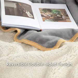 High Quality Custom Pet Products Outdoor Thick Sherpa Fleece Waterproof Dog Bed Throw Blanket