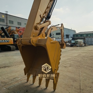 รถขุดตีนตะขาบ CAT 330D2L สีเหลือง ยี่ห้อแคตเตอร์พิลลาร์ อุปกรณ์ก่อสร้างระบบไฮดรอลิก เครื่องยนต์เดิม - Product Image 3