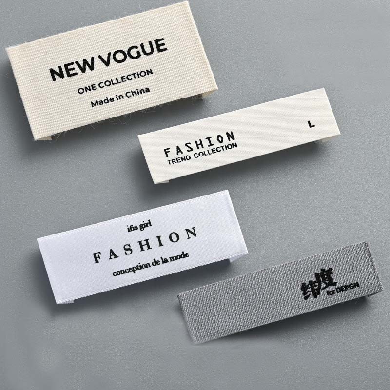 Hoge Kwaliteit Maat Brother Verpleging Label Polyester Satijn Katoen Kledingstuk Geweven Nek Label Voor Kleding Custom Logo Geweven Labels