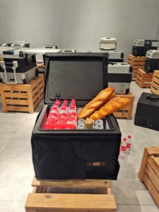 Poaming Kühlschrank Lebensmittel lieferung <span class=keywords><strong>EPP</strong></span> Isolierte Takeout-Kühlschränke Gebaute Lieferung Kühlschrank Kühler Halten Sie Ihre Gerichte lecker und kalt - Product Image 4