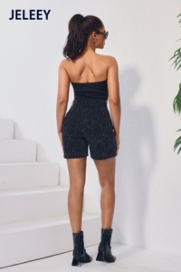 JELEEEY Pantaloncini con paillettes a vita alta con top corto, set sexy da discoteca, outfit estivo alla moda da donna - Product Image 5