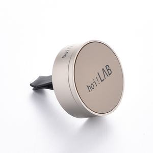 Ambientador para Auto en Oferta, Perfume para Auto Plateado, Difusor de Fragancia Reciclable - Product Image 3